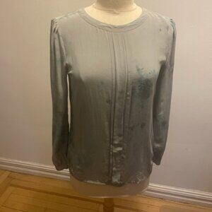 Annees Lauder vintage pleat front button back silk handpainted blouse